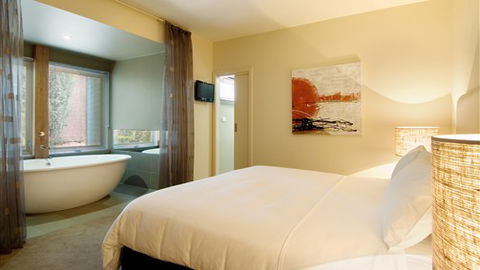 Mineral Spa Villas - Redcliffe Tourism 1