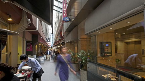 Hotel Causeway - Redcliffe Tourism 8