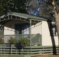 Painters Island Caravan Park - Redcliffe Tourism