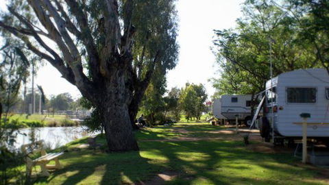 Numurkah Caravan Park - Redcliffe Tourism 0