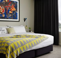 The Larwill Studio - Redcliffe Tourism