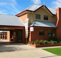 Murray Waters Motor Inn  Apartments - Redcliffe Tourism