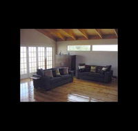 Pelican Sands Bed  Breakfast - Redcliffe Tourism
