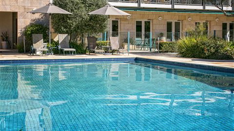 Portsea Village Resort - Redcliffe Tourism 2
