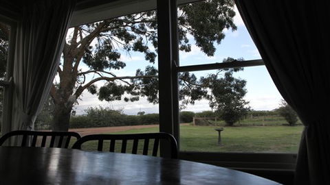 Riga Country Retreat - Redcliffe Tourism 7
