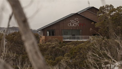 Duck Inn Mount Buller - Redcliffe Tourism 1
