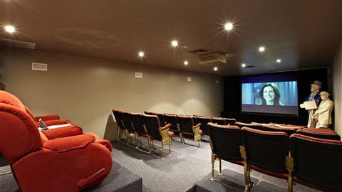 Lawson Lodge Country Estate - Redcliffe Tourism 1