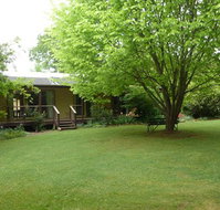 Annie's Garden Retreat - Redcliffe Tourism