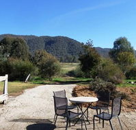 Sweetwater Stays Rural Retreat - Redcliffe Tourism