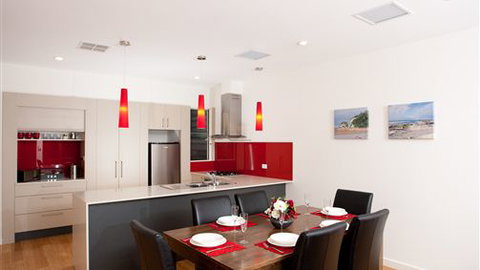 Bellair Terrace - Redcliffe Tourism 4