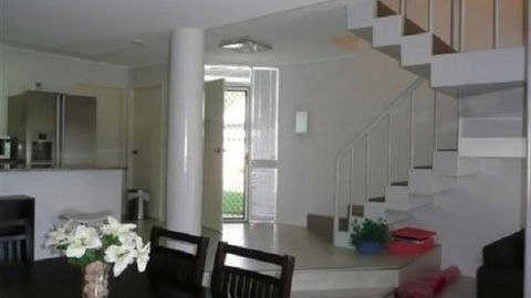 Waterfront Villa Tarni 14 - Redcliffe Tourism 6