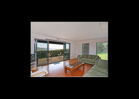 Apollo Bay Ridge - Redcliffe Tourism 0