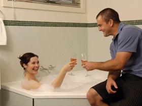 Adelaide Shores Resort - Redcliffe Tourism 0