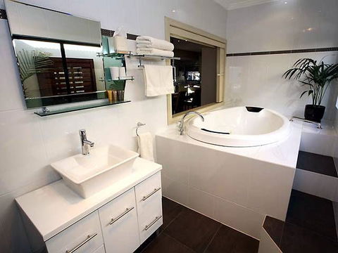 Alpine Country Cottages Studio Seven - Redcliffe Tourism 0