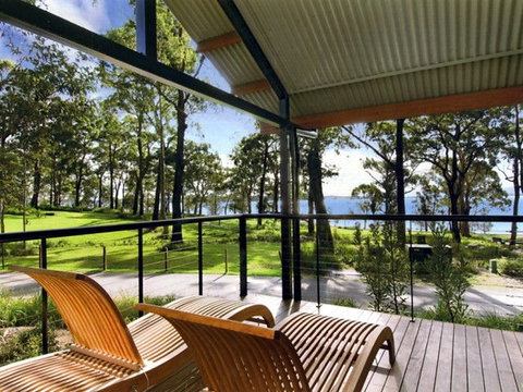Bluebell Retreat House - Redcliffe Tourism 0