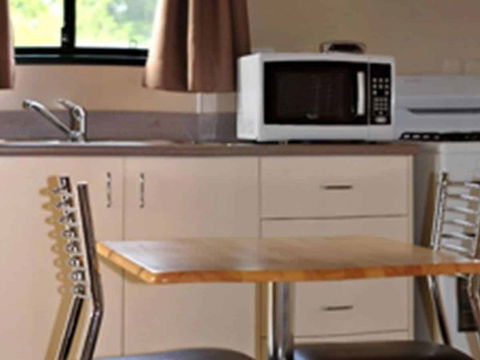 Ipswich Caravan Village - Redcliffe Tourism 0