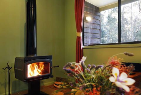 Cottages On Mount View - Redcliffe Tourism 6