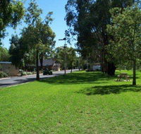 Cowra Holiday Park - Redcliffe Tourism
