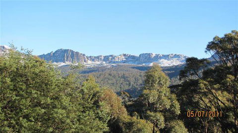 Craggy Peaks - Redcliffe Tourism 0