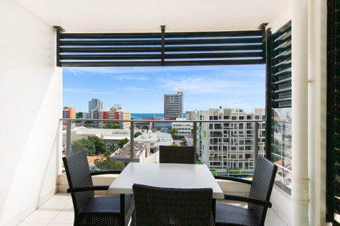 Darwin Executive Suites - Redcliffe Tourism 0