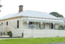 Duffs Cottage Fine Accommodation - Redcliffe Tourism 2