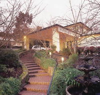 Eltham Gateway Hotel and Conference Centre - Redcliffe Tourism