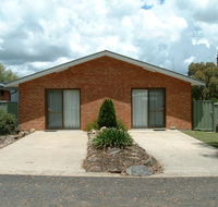Fossicker Caravan Park - Redcliffe Tourism
