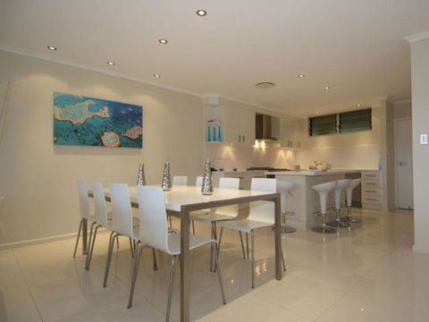 Hamilton Island Private Apartment - Poinciana - Redcliffe Tourism 0