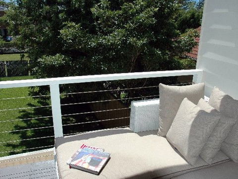 Joylaine Beach House - Redcliffe Tourism 1