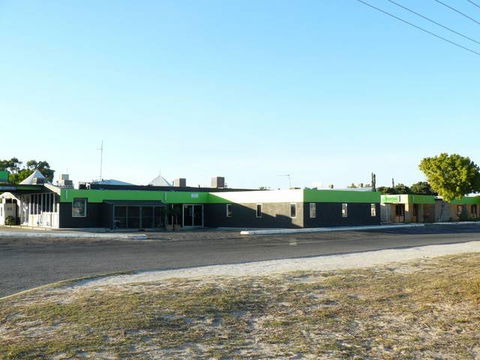 Jurien Bay Hotel Motel - Redcliffe Tourism 0