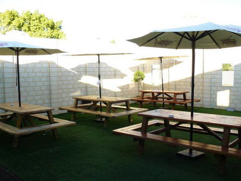 Jurien Bay Hotel Motel - Redcliffe Tourism 1