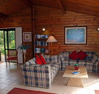 Lavendula Garden Cottage - Redcliffe Tourism