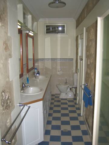 MacDonnell House (Naracoorte Cottages) - Redcliffe Tourism 1