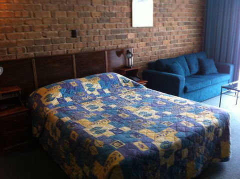 Marion Motel & Apartments - Redcliffe Tourism 1