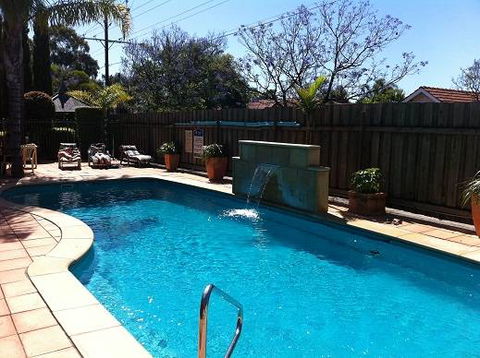 Marion Motel & Apartments - Redcliffe Tourism 0