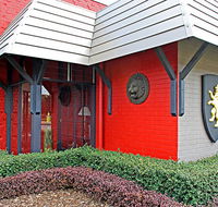 New England Motor Lodge - Redcliffe Tourism