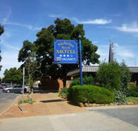 Nicholas Royal Motel - Redcliffe Tourism