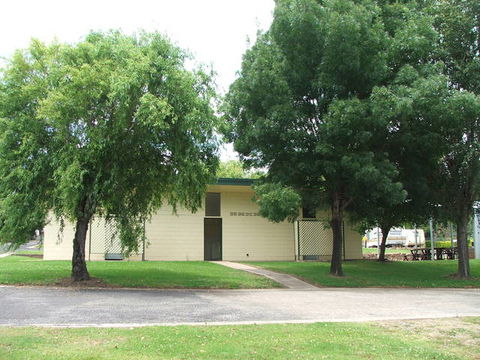 Poplar Caravan Park - Redcliffe Tourism 2