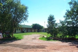 Renner Springs Desert Inn - Redcliffe Tourism 0