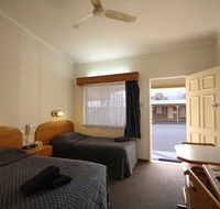 Rest Point Motor Inn and Hereford Steakhouse - Redcliffe Tourism