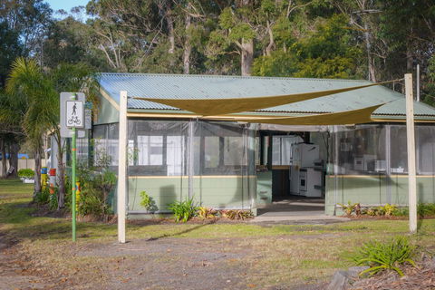 Secura Lifestyle Countryside Kalaru - Redcliffe Tourism 3