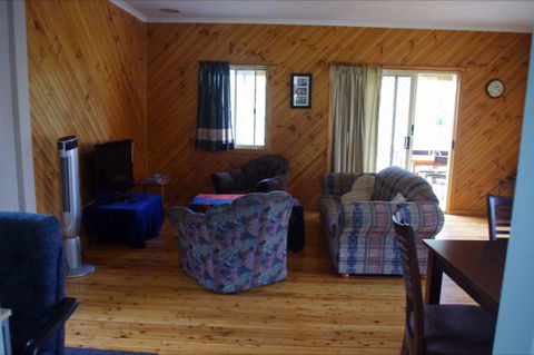 Culburra Cottage - Redcliffe Tourism 23