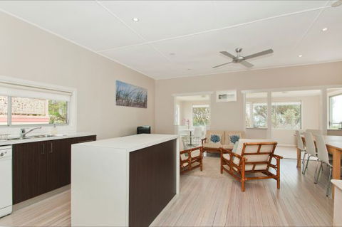 Culburra Cottage - Redcliffe Tourism 263