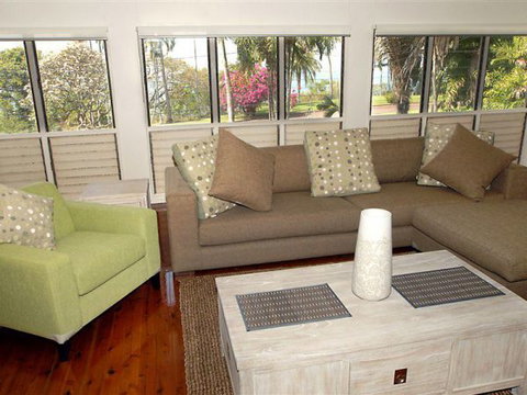 Coast Holiday Accommodation - Redcliffe Tourism 1