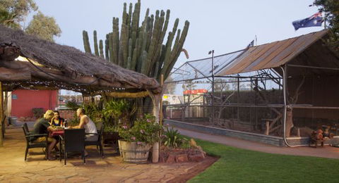 Curtin Springs Wayside Inn - Redcliffe Tourism 11