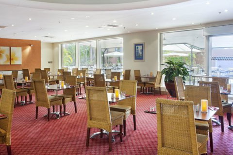 DoubleTree By Hilton Esplanade Darwin - Redcliffe Tourism 8