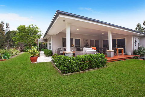 Villa Saachi - Redcliffe Tourism 13