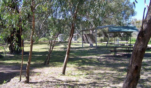 Coach And Horses Campground - Redcliffe Tourism 0