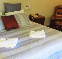 Sisleys Motel - Redcliffe Tourism