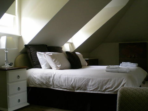 Tanwarra Lodge - Redcliffe Tourism 0